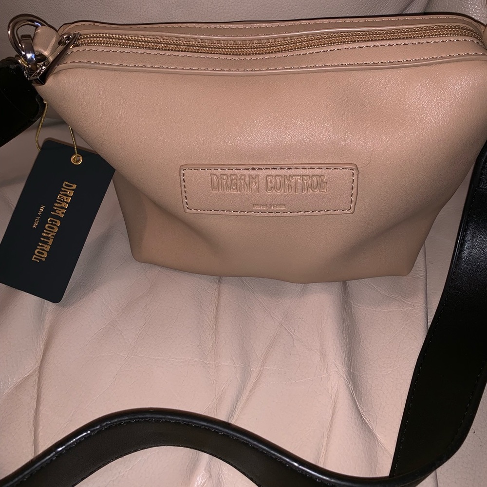 Super soft Vegan purse 👜 Camel color 💫💫